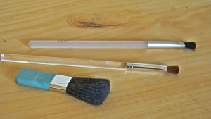 brushes of different sizes to help apply makeup. photo taken by me